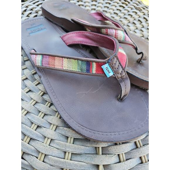 Toms Women's 6 Piper Print Slip On Flip Flops Flats Sandals Stripe Beach - Picture 6 of 9